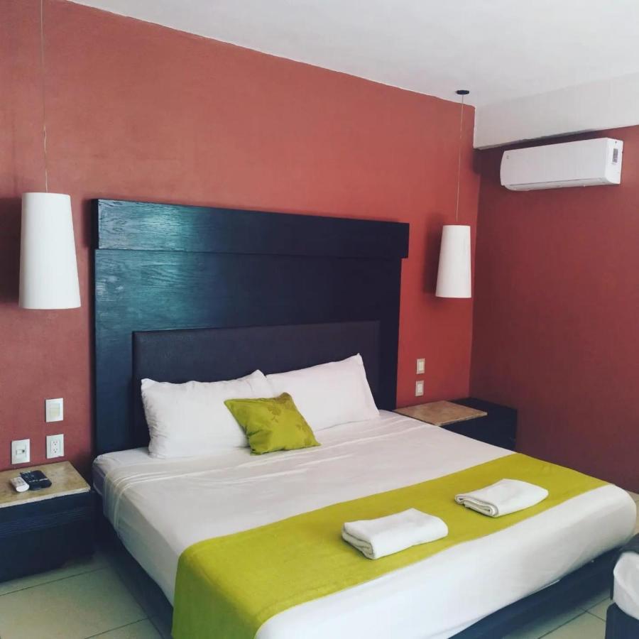 Blvd - 5th Avenue, Hotel 3*